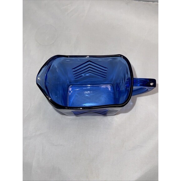 Vintage Hazel Atlas Depression Glass Cobalt Blue 12 oz. Chevron Creamer MCM 6" - Picture 5 of 10